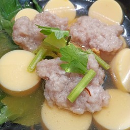 จิงจูฉ่ายเต้าหู้หมูบะช่อ