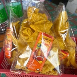 ก๋วยเตี๋ยวเรือนายเอี่ยวน้องเอี๊ยะ