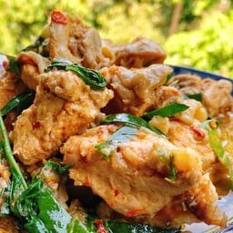 แม่มงคลครัวทรงเครื่อง -