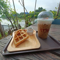 วาฟเฟิล ; กรอบนอก นุ่มใน 2 ชิ้น