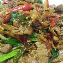 ผัดเผ็ดเนื้อ