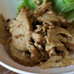 ไก่กระเทียม