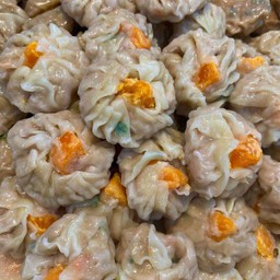 ขนมจีบหมูสับไข่เค็ม 10 ชิ้น