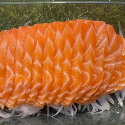 Salmon Sashimi 200 g.