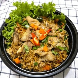 ผัดมาม่า