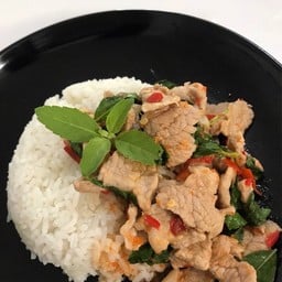 Good day ข้าวกระเพราไข่ข้น