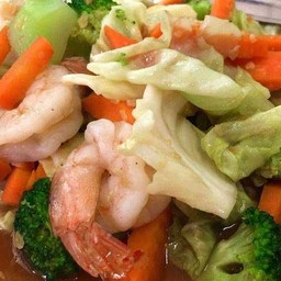 ผัดผักรวมทะเล