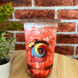 นมสด สตอรเบอรี่ลาวา