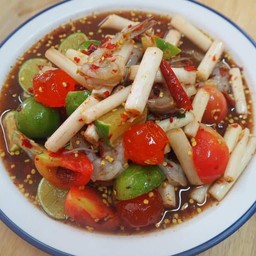 ยำไหลบัวกุ้งสด (ปลาร้าแซ่บ)