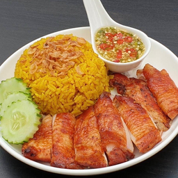 มิสเตอร์ไฮ้  ไก่อบถัง  (ตลาดลุงออม) -