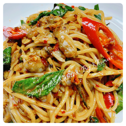 สปาเก็ตตี้ผัดพริกเผาหอยลาย