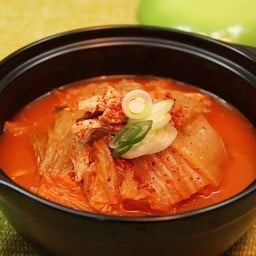 참치김치찌개Tuna kimchijjigae(kimchi stew)