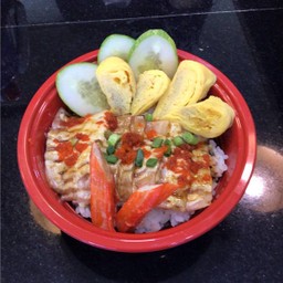 ข้าวหน้าเบคอน ราดซอสหวาน