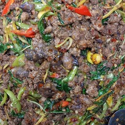 ผัดเผ็ดนกกระทา