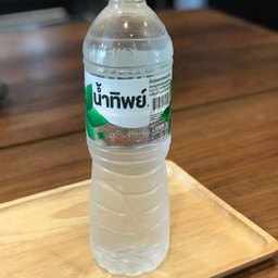 น้ำดื่มน้ำทิพย์ 770 ML.