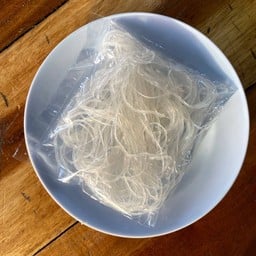 วุ้นเส้น