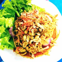 My_house  ยำมะม่วงปลากรอบ