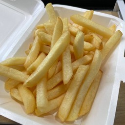 [อร่อยซ่ากับโค้ก] เฟรนช์ฟราย +  โค้ก ไม่มีน้ำตาล (กระป๋อง) 