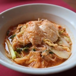 สุกี้น้ำ ไก่นุ่ม