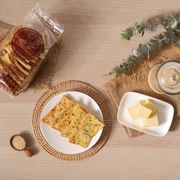 ขนมปังเนยสด งา-อัลมอนด์ อบกรอบ