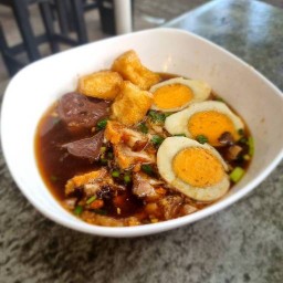 ก๋วยจั้บพระนคร  ชอย ท่าเรือท่าลาน9 สาขาท่าเรือ ท่าลาน9