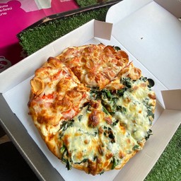 พิซซ่าหน้า Half