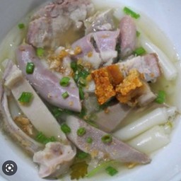 ก๋วยจั๊บนำ้ใส