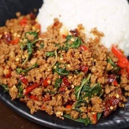 กะเพราหมูสับ