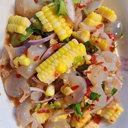 ยำแมงกระพรุน+ข้าวโพด