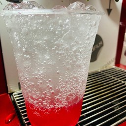 แดงมะนาวโซดา