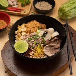 ก๋วยเตี๋ยวต้มยำมะระ
