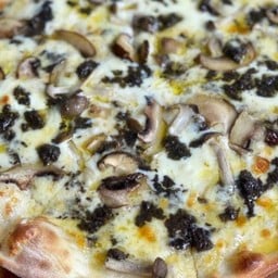Pizza Truffle & Wild Mushroom