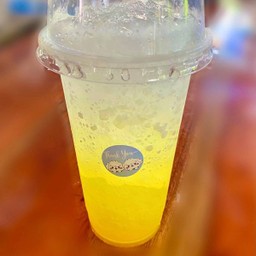 สัปปะรดโซดา