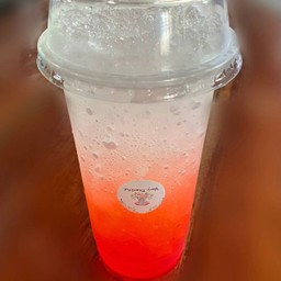 สตอเบอรี่โซดา