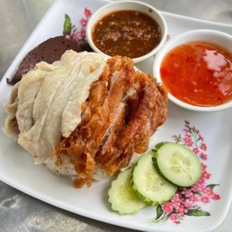 ข้าวมันไก่ผสมธรรมดา