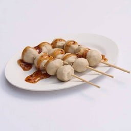 ลูกชิ้นปิ้ง 3 ไม้