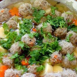 แกงจืดเต้าหู้ หมู ทะเล ไก่