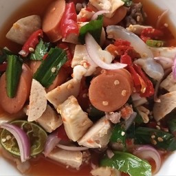 ยำวุ้นเส้น+กุ้ง+หมูยอ+ไส้กรอกแดง