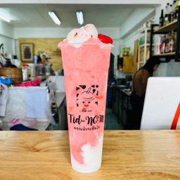 สตอเบอรี่โยเกิร์ต
