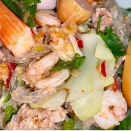 ยำวุ้นเส้นกุ้ง+หมูยอ+ไส้กรอกไก่+ปูอัด