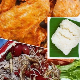 ตำซั่ว ปีกไก่ทอด ข้าวเหนียว