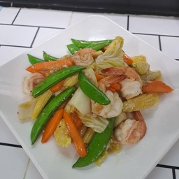 ผัดผักรวมกุ้ง