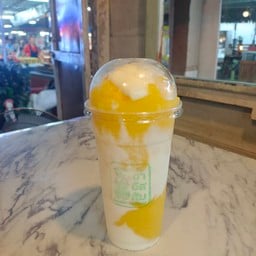มะม่วงโยเกริต์ปั่น Mango Yogurt Smoothie 芒果酸奶冰沙