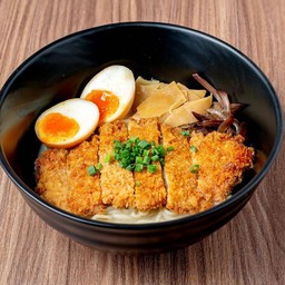 ราเมนน้ำข้นหมูทงคัตสึ