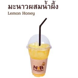 น้ำมะนาวผสมน้ำผึ้ง