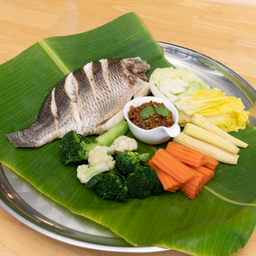 •ปลานึ่งแจ่ว