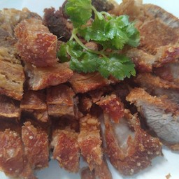 เมื่ยงหมูกรอบน้ำมันน้อยเมนูรสน้ำหนักต้องลอง