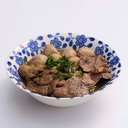 เกาเหลาเนื้อน้ำตก