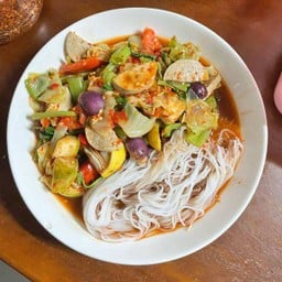 ตำหมูยอผักรวม+ขนมจีน