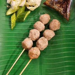 ลูกชิ้นเอ็นหมูย่าง  ไม้ละ